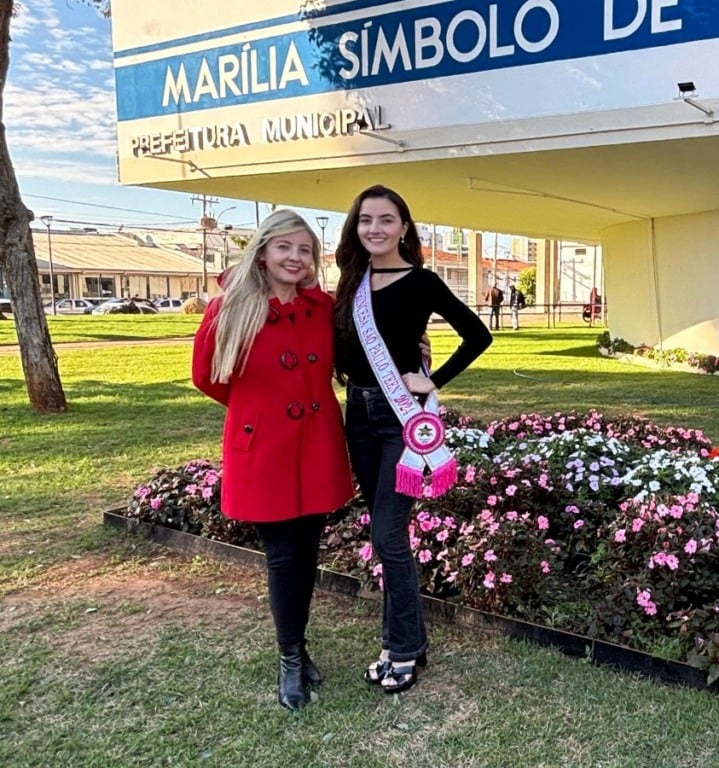 Beatriz Larrea terá arte em vestido para Miss Teen em Curitiba 
