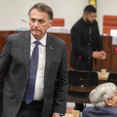 Jair Bolsonaro é alvo da PF e medidas devem incluir tornozeleira
