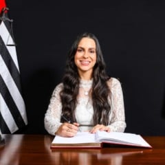 Posse TJ de juíza com formação em Marília
