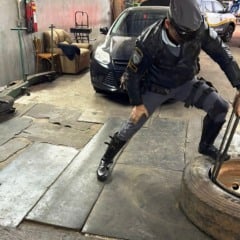 Fiscalização em rodovia flagra 200 tabletes de maconha em haxixe em pneu