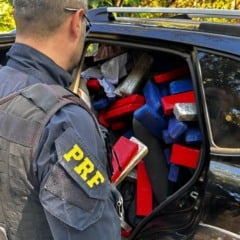 PRF apreende 658kg de maconha após fuga na BR-153