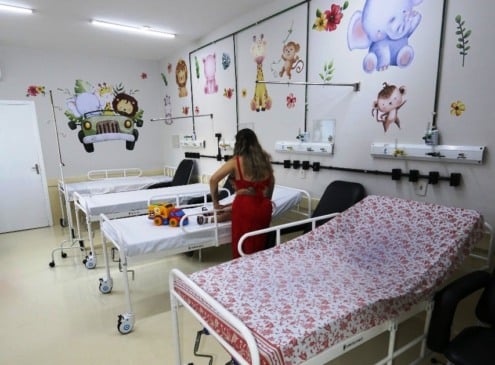 Reforma renova estrutura, equipamentos e equipe na UPA Sul em Marília