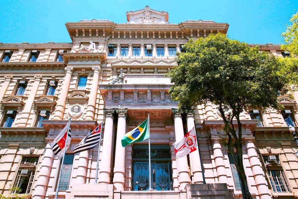 Estado vai indenizar estudante após atentado em escola de Suzano