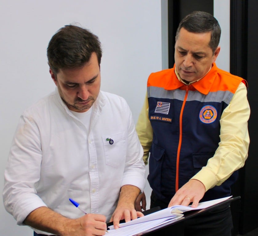 Defesa Civil e Prefeitura assinam convênio para reconstruir ponte em Marília