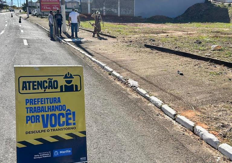 Via Expressa recebe limpeza e secretaria orienta pedidos de capinação