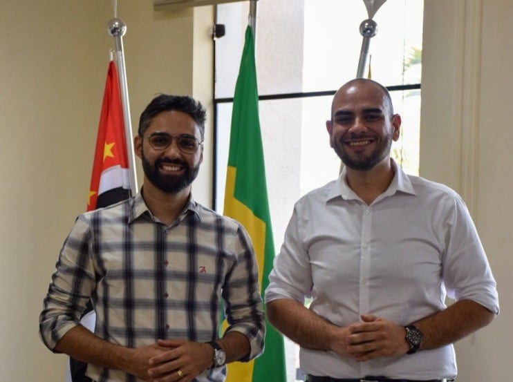 Prefeito Diogo Ceschim e o vice Carlos Rogério