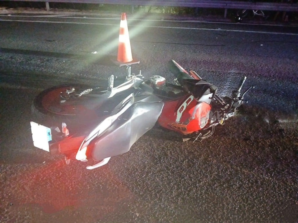 Acidente entre moto e caminhão provoca morte no contorno de Marília