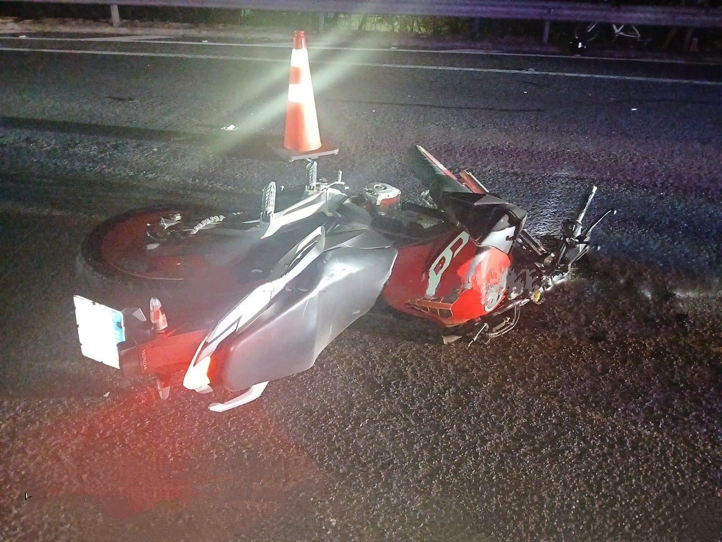 Acidente entre moto e caminhão provoca morte no contorno de Marília