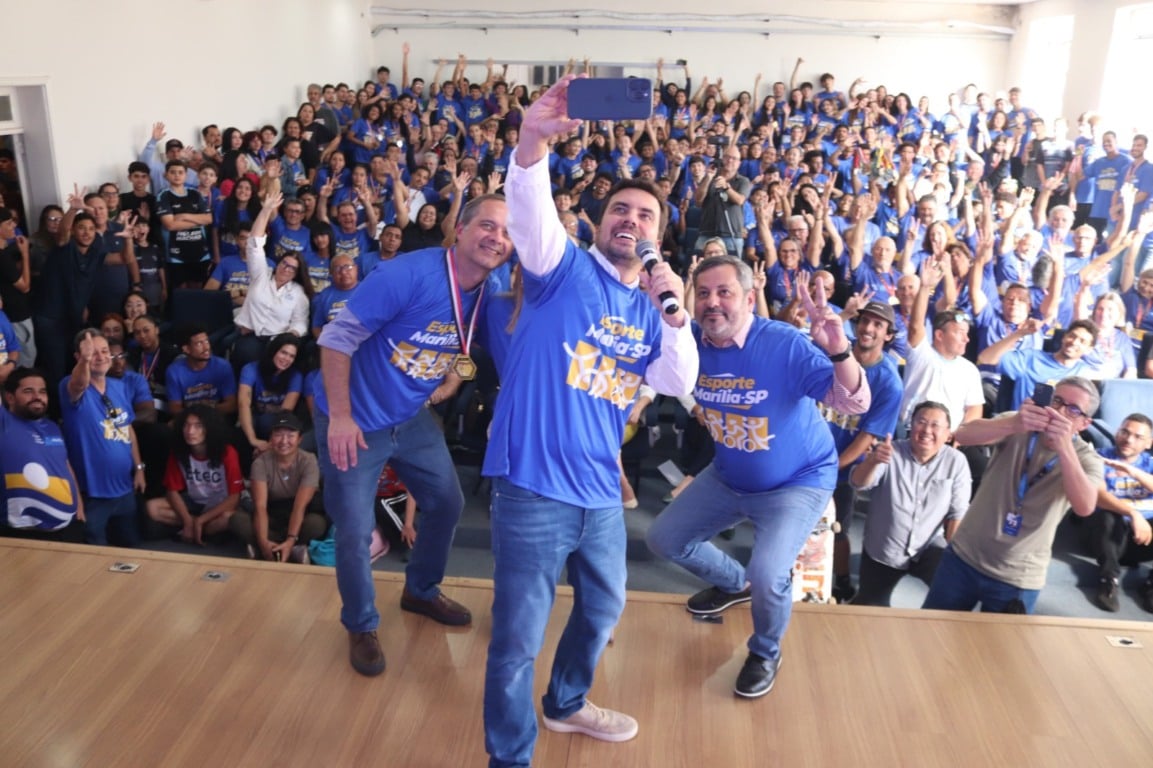 Vinícius recebe campeões de Jogos Regionais com anúncio de investimentos