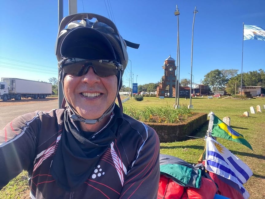 Ciclista de Marília entra na reta final de volta ao mundo