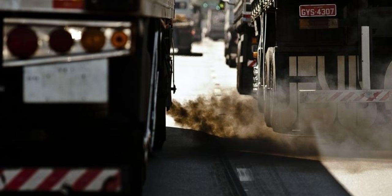Operação da Cetesb contra fumaça atinge 928 veículos em Marília