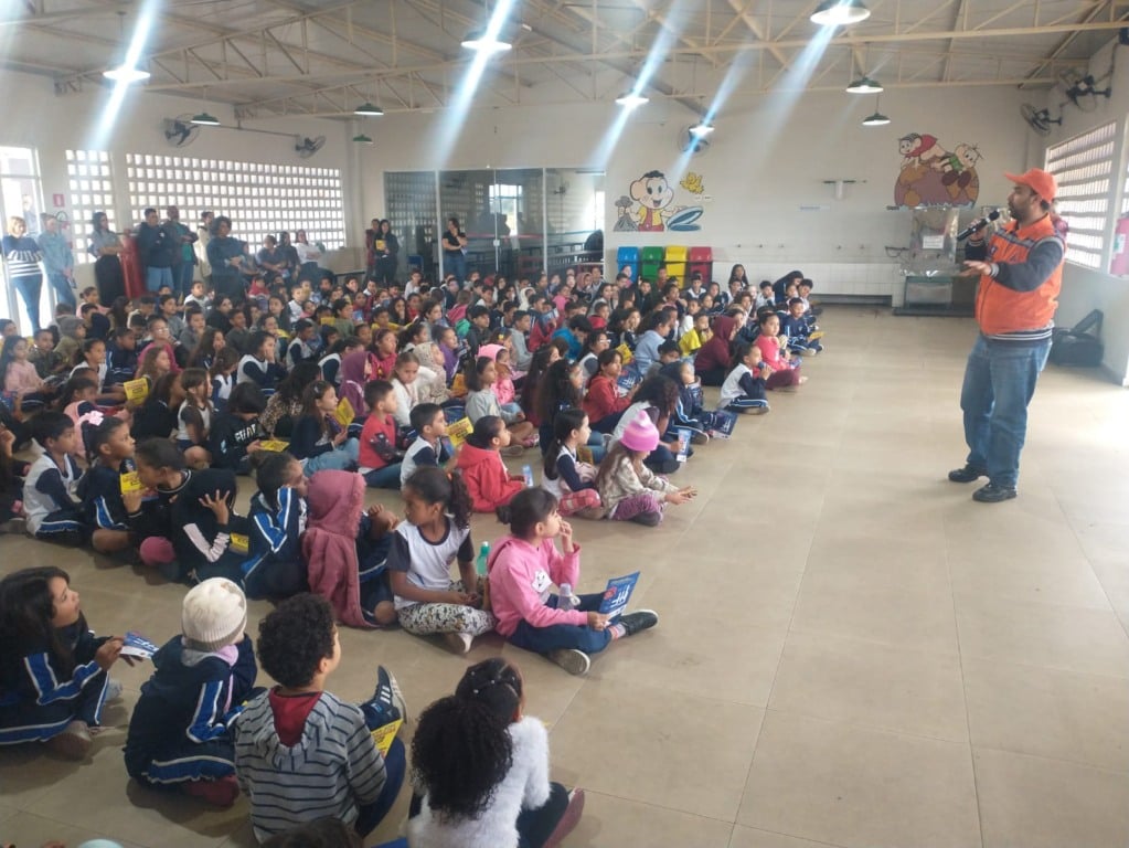 Campanha de prevenção de queimadas vai a escolas de Marília
