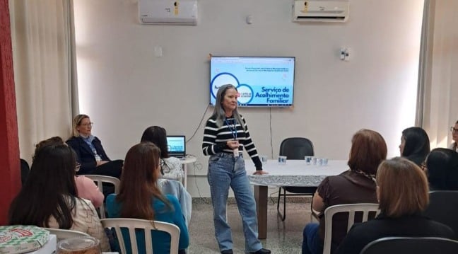Capacitação incentiva programa Família Acolhedora em Marília