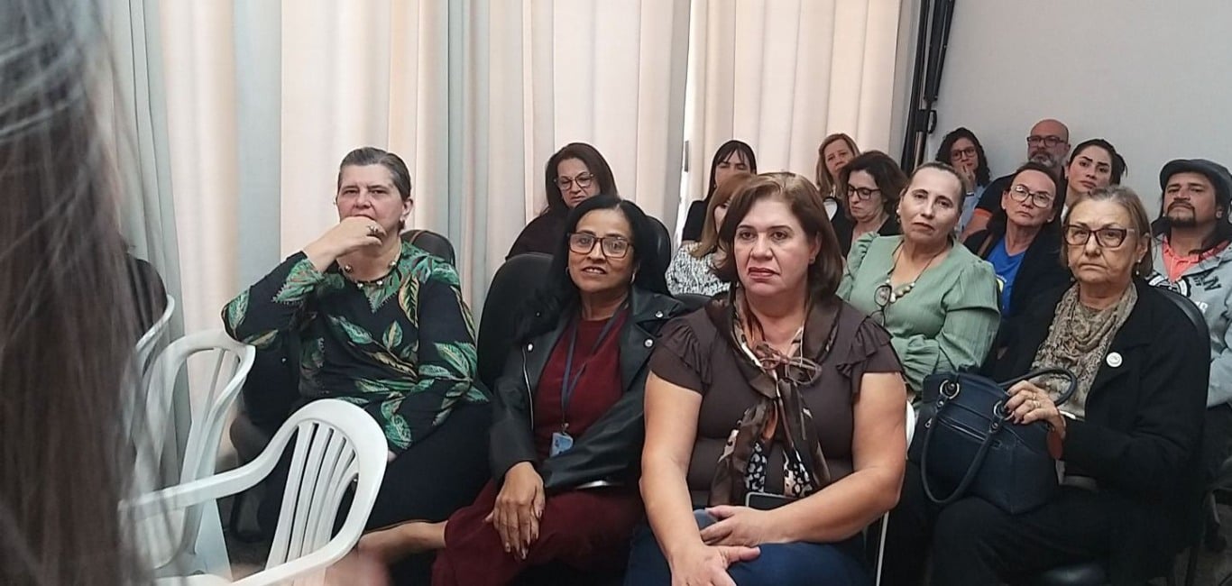 Capacitação incentiva programa Família Acolhedora em Marília