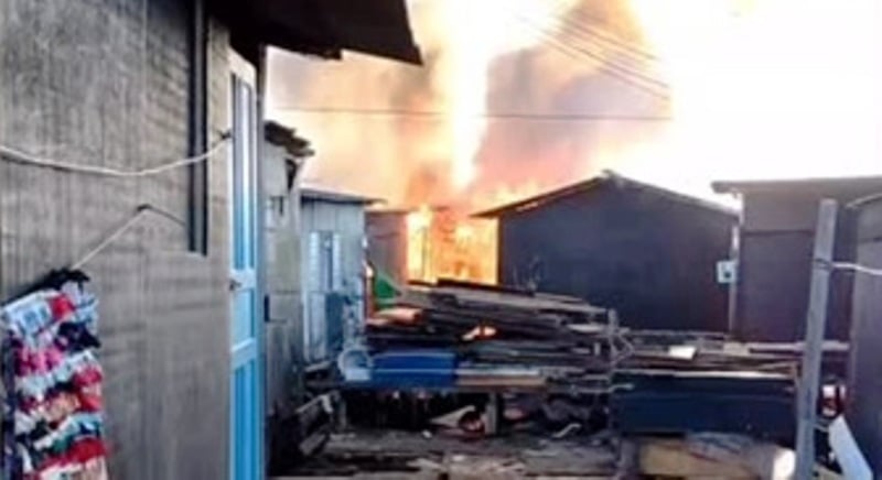 Incêndio atinge até cem moradias em comunidade de Santos