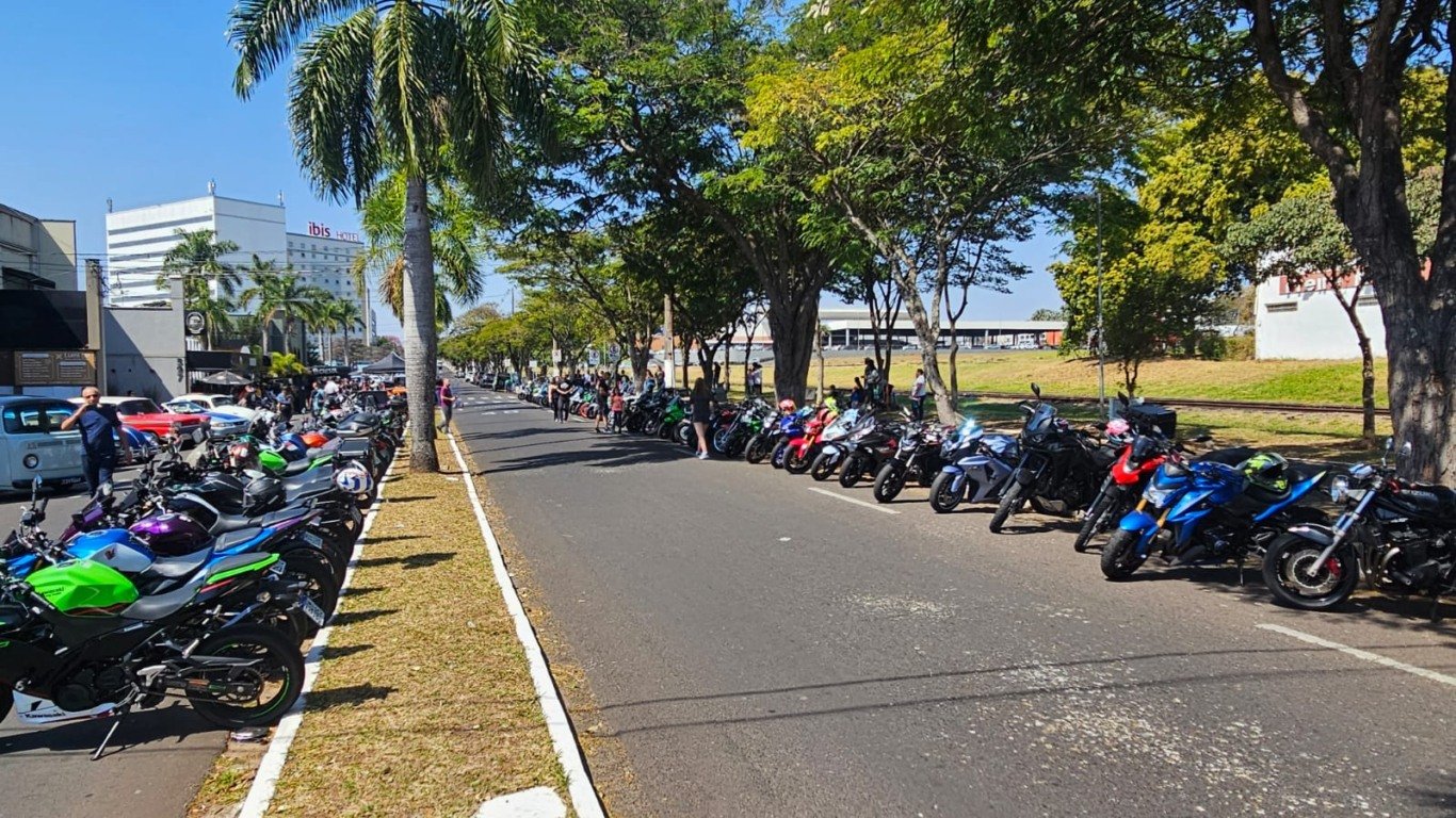 O Buteco doa 500kg de alimentos após domingo de rock, assados e veículos