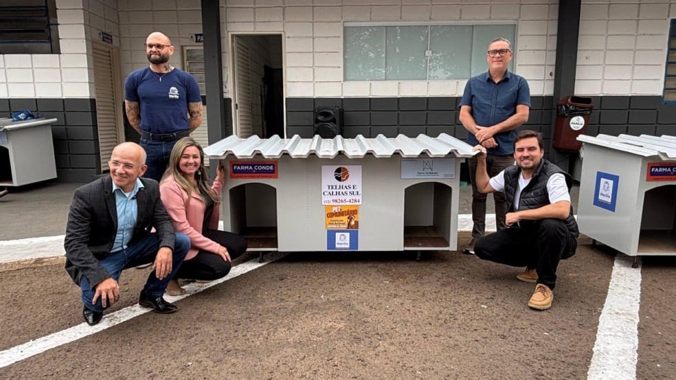 Causa animal em Marília recebe casinhas do projeto Pet Comunitário
