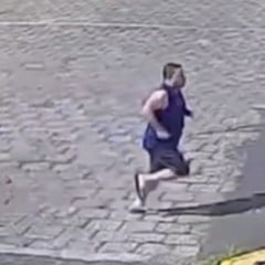 Vídeo mostra chegada e fuga de agressor em feminicídio de Vera Cruz
