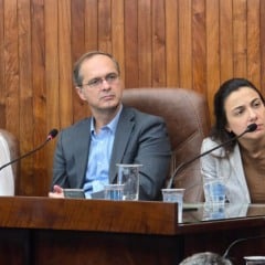 Projetos de lei em Marília criam programa de atendimento a doenças raras