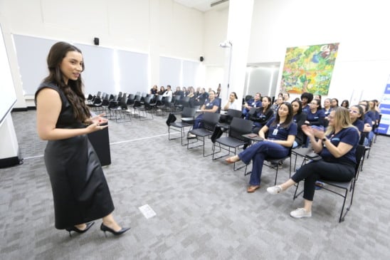 HBU promove palestra combate à violência contra a mulher