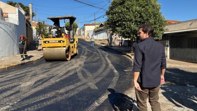 Programa de asfalto chega mais quatro ruas em Marília