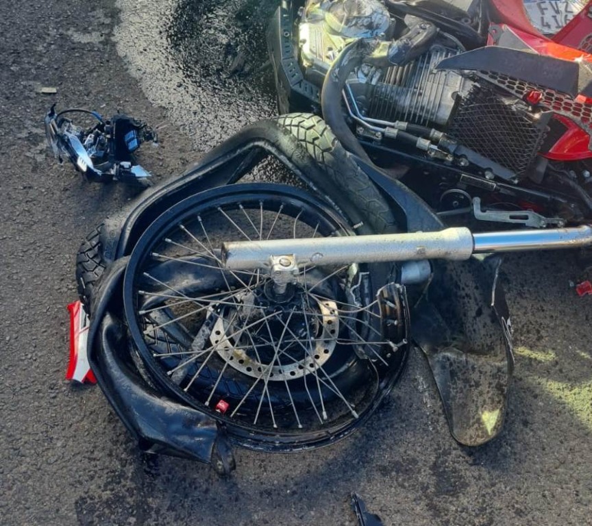 Morre em Marília jovem vítima em colisão de caminhões e moto