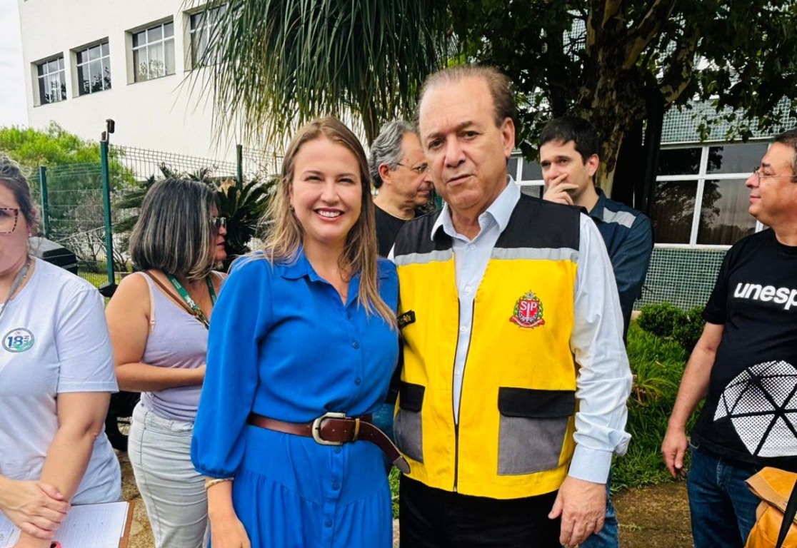 Lançamento de vacina para dengue tem anúncio de doses e ministro em Marília