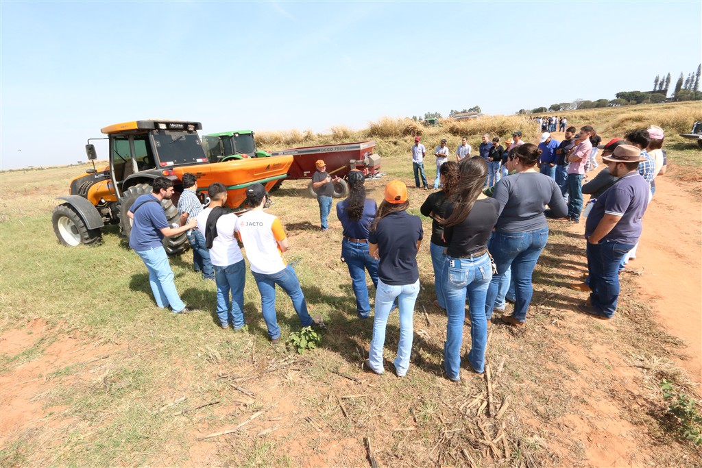Unimar oferece 160 bolsas Prouni em cursos, além de vagas EAD