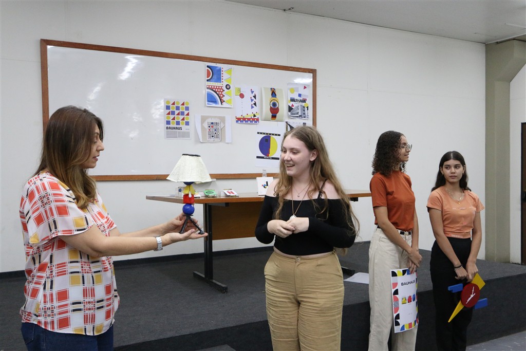 Unimar oferece 160 bolsas Prouni em cursos, além de vagas EAD