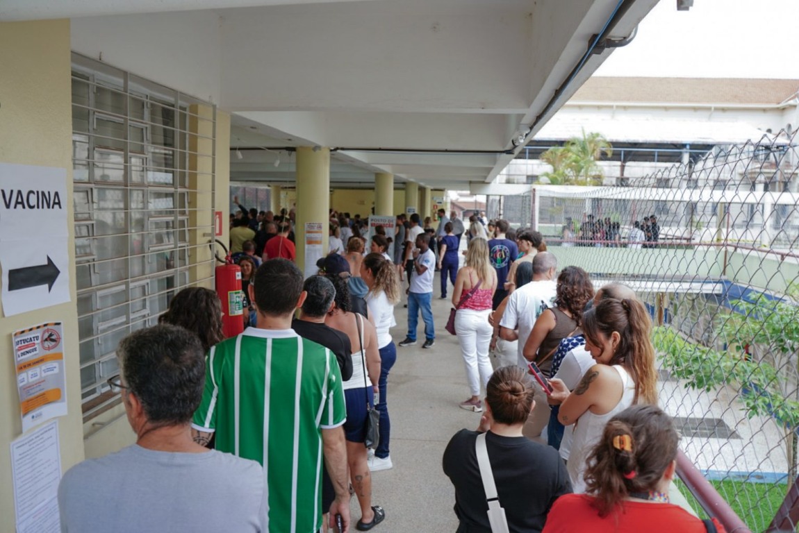 Lançamento de vacina para dengue tem anúncio de doses e ministro em Marília