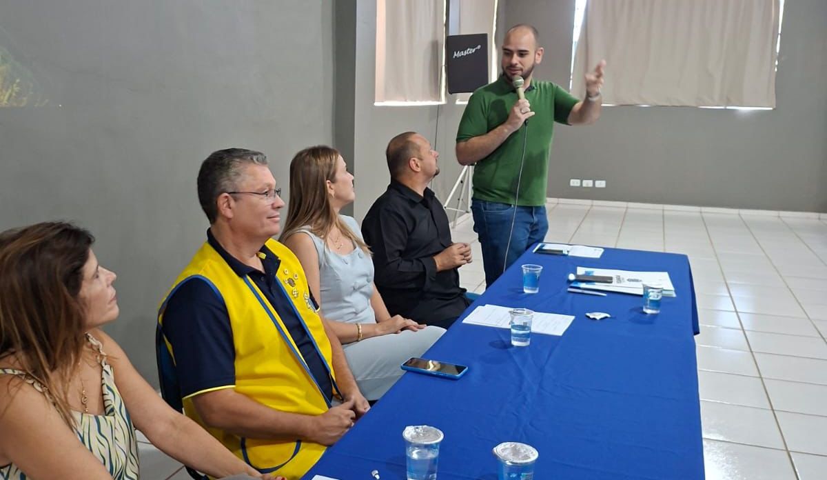 Diogo participa de reunião com Ministério da Saúde e apresenta demandas para Pompeia