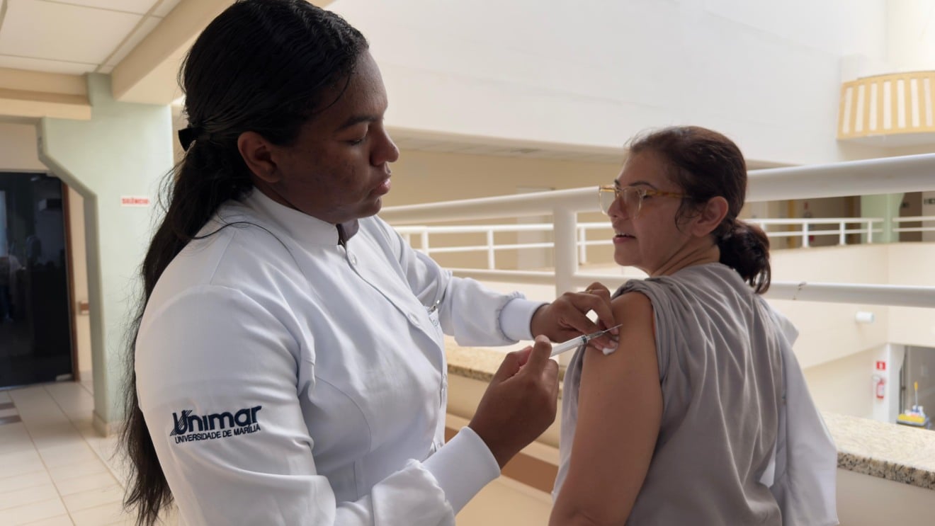 HBU mobiliza colaboradores em campanha de vacinação contra a Influenza