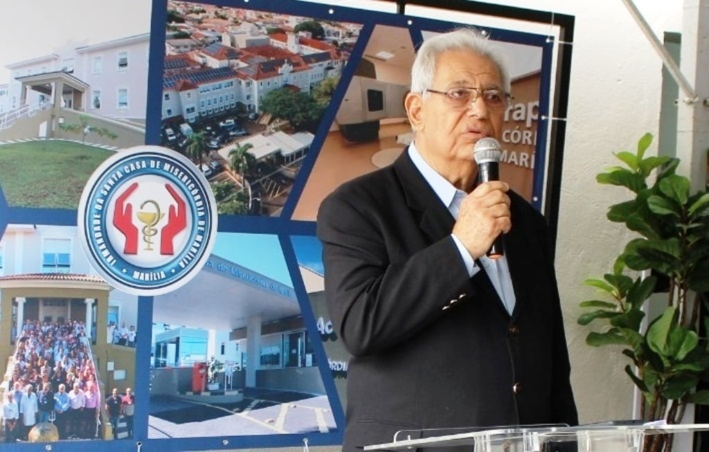 Santa Casa de Marília celebra 97 anos com homenagens e confraternização