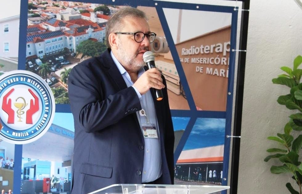 Santa Casa de Marília celebra 97 anos com homenagens e confraternização