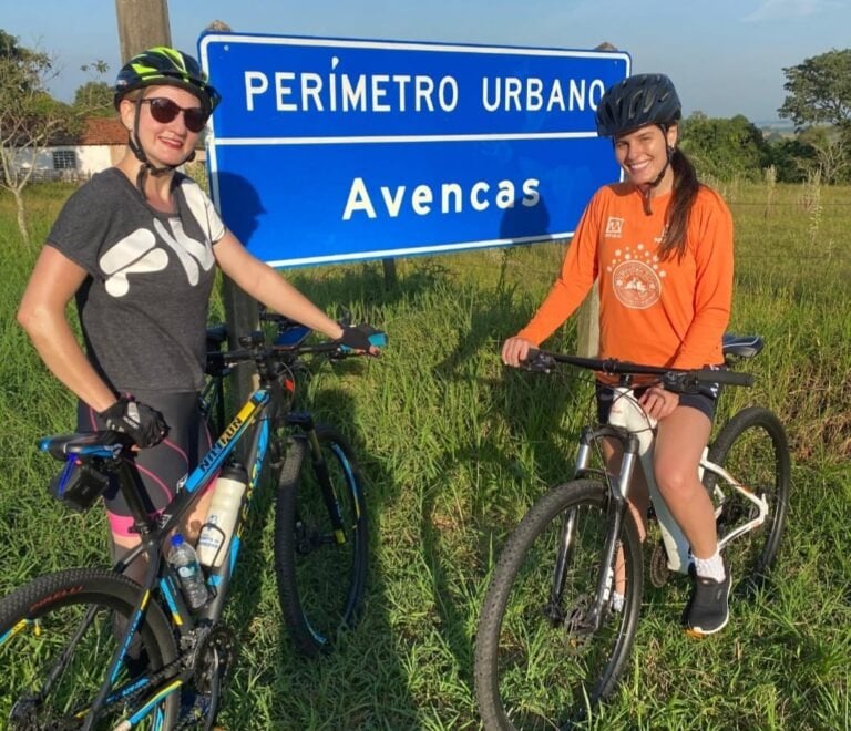 Deputados acompanham avanço de ciclovia e mobilidade em Avencas