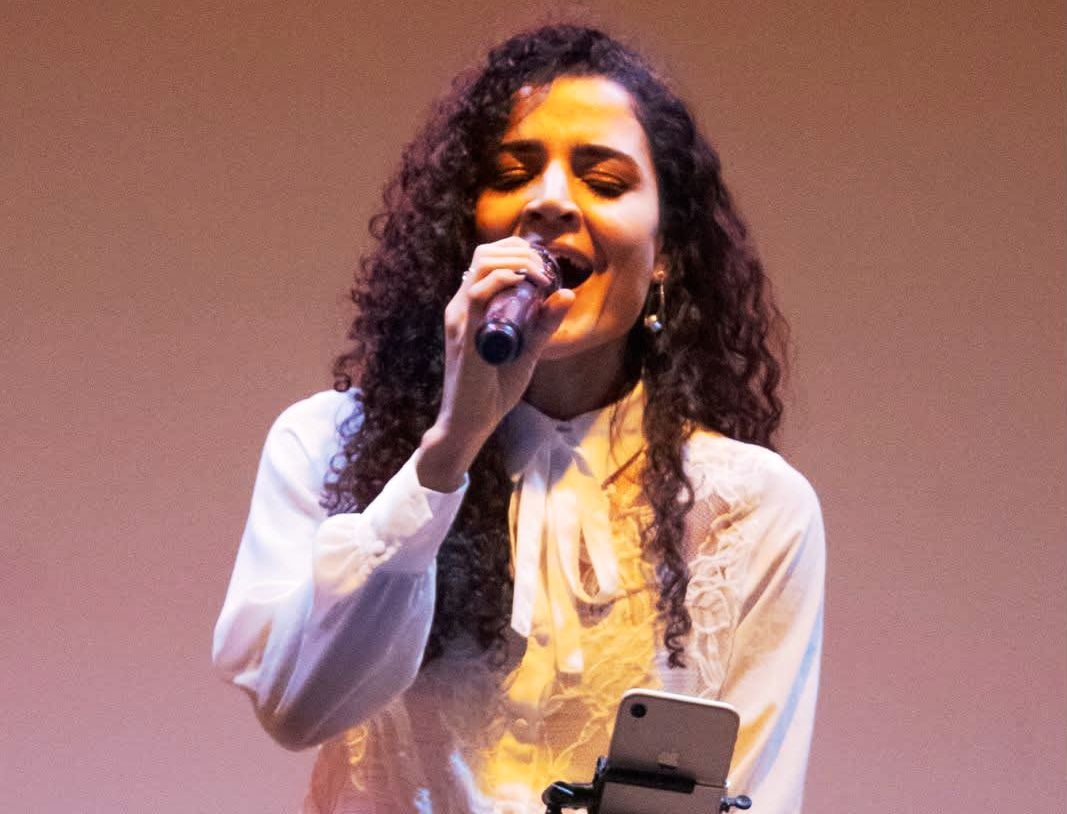 Recital de Canto: Trilhas Sonoras de Filmes e Musicais no Auditório Municipal