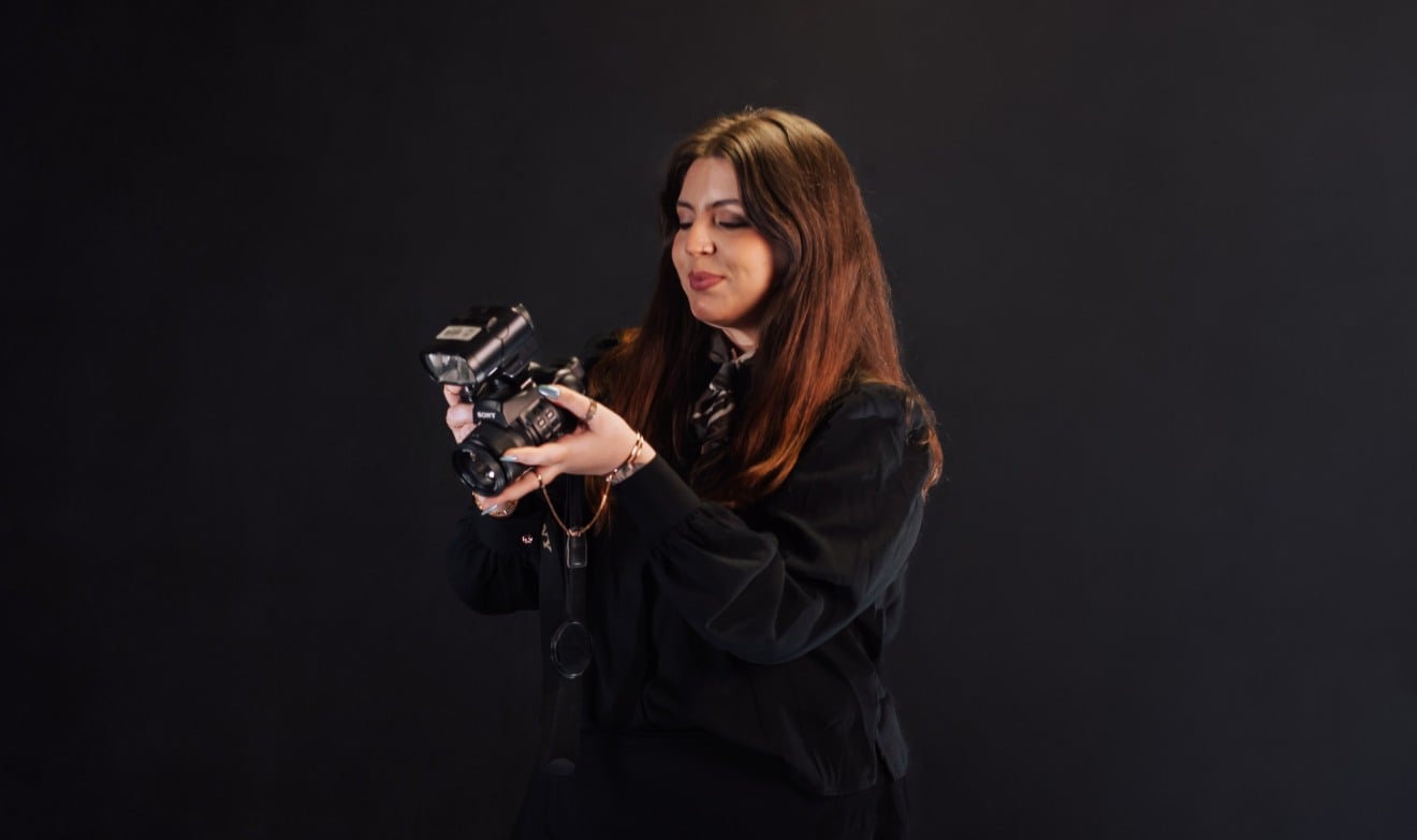 Jornalista e fotógrafa de Garça disputa prêmio internacional com votação online