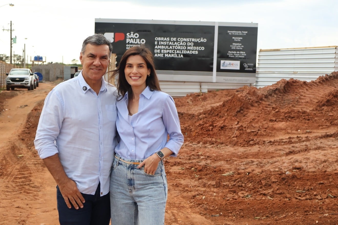 Obras do AME de Marília avançam e deputados visitam canteiro