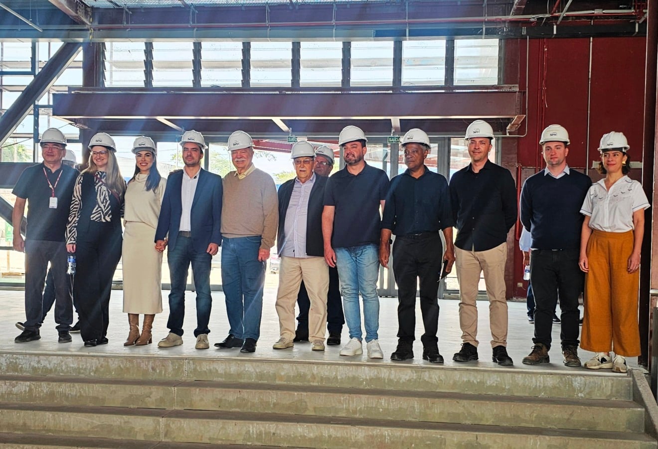Sesc Marília recebe diretor e projeta prazo para fim de obra; veja como fazer credencial gratuita