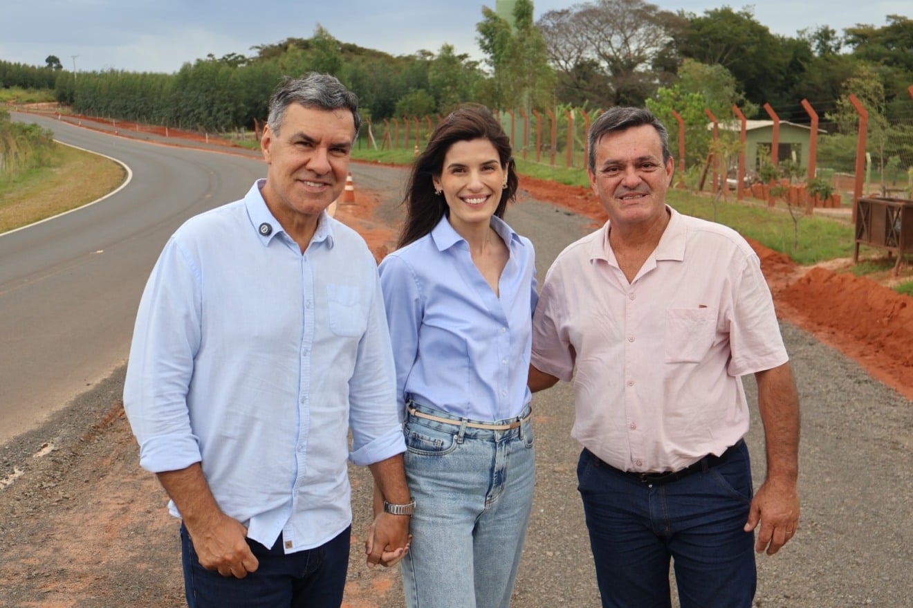 Deputados vistoriam obra em ciclovia e investimentos após articulação com Estado
