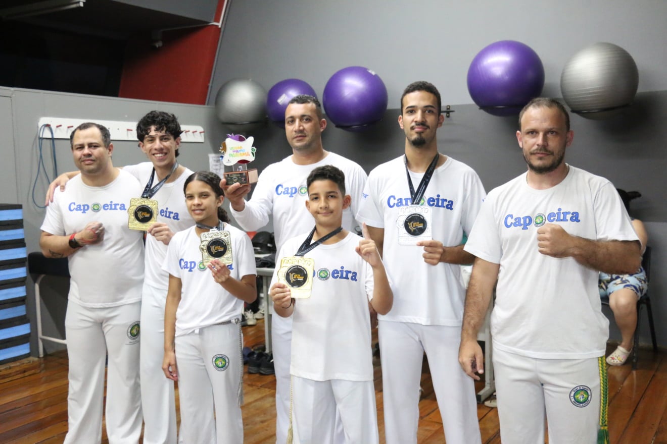 Projeto de capoeira da Unimar promove esporte, cultura e conquista medalhas