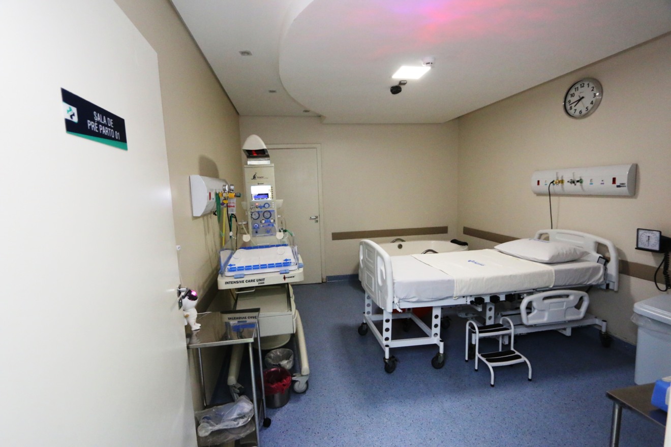 Sala pré-parto alia conforto, tecnologia e segurança para mães e bebês no HBU